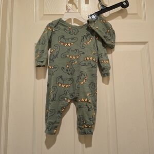 Carter's Infant Green Dinosaur Print Bodysuit Outfit With Hat Size 6 Mos Months